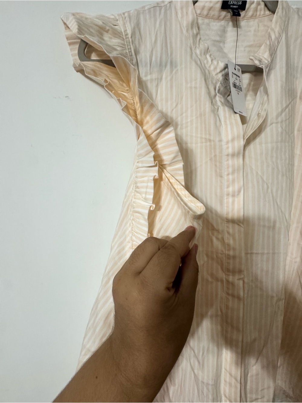 Express Cream Ruffle Cap-Sleeve Button Front Top - Picture 4 of 8